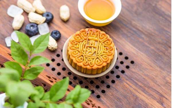 錦華機械賀中秋，花好月圓人團圓